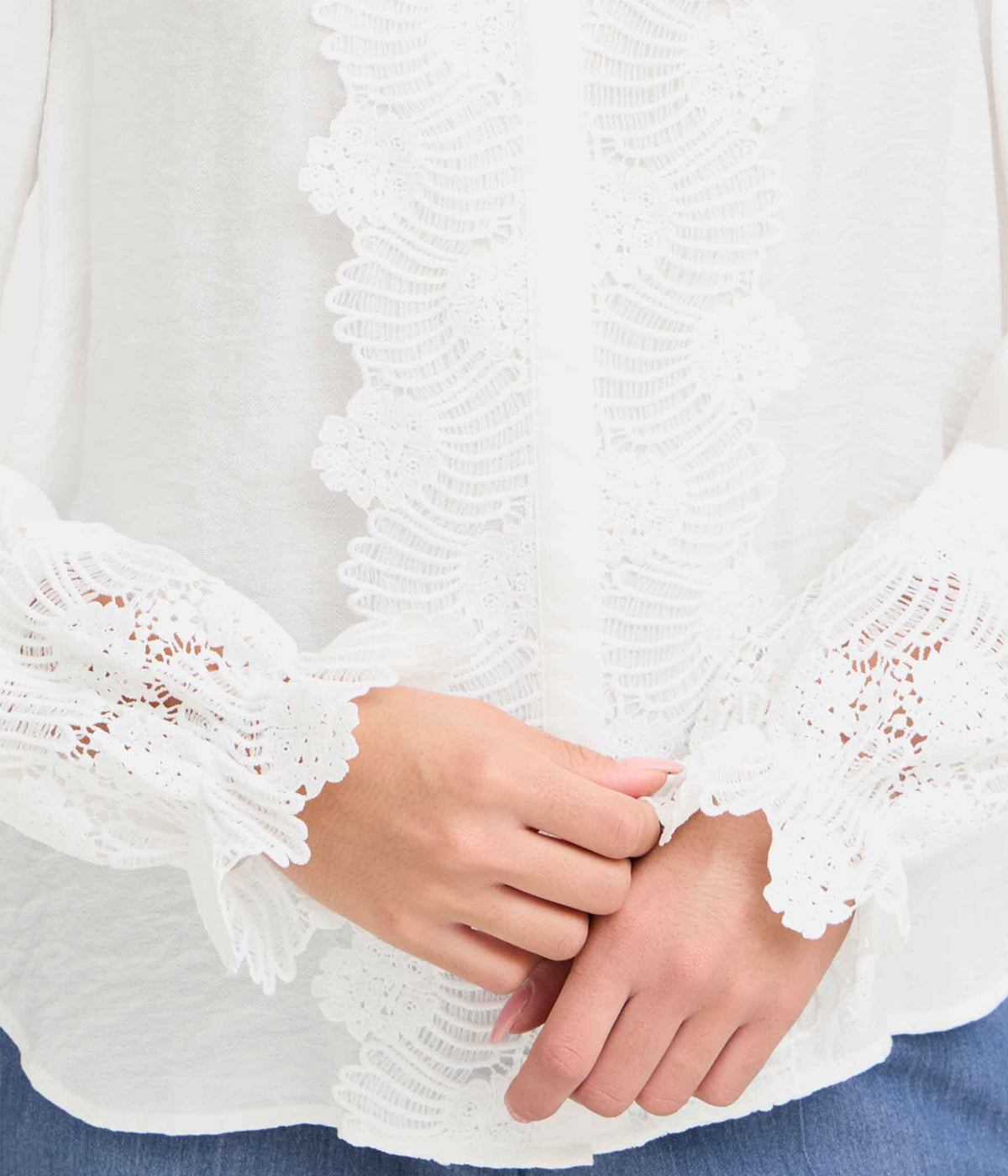 FRANSA LACE LACE SHIRT IN WHITE 