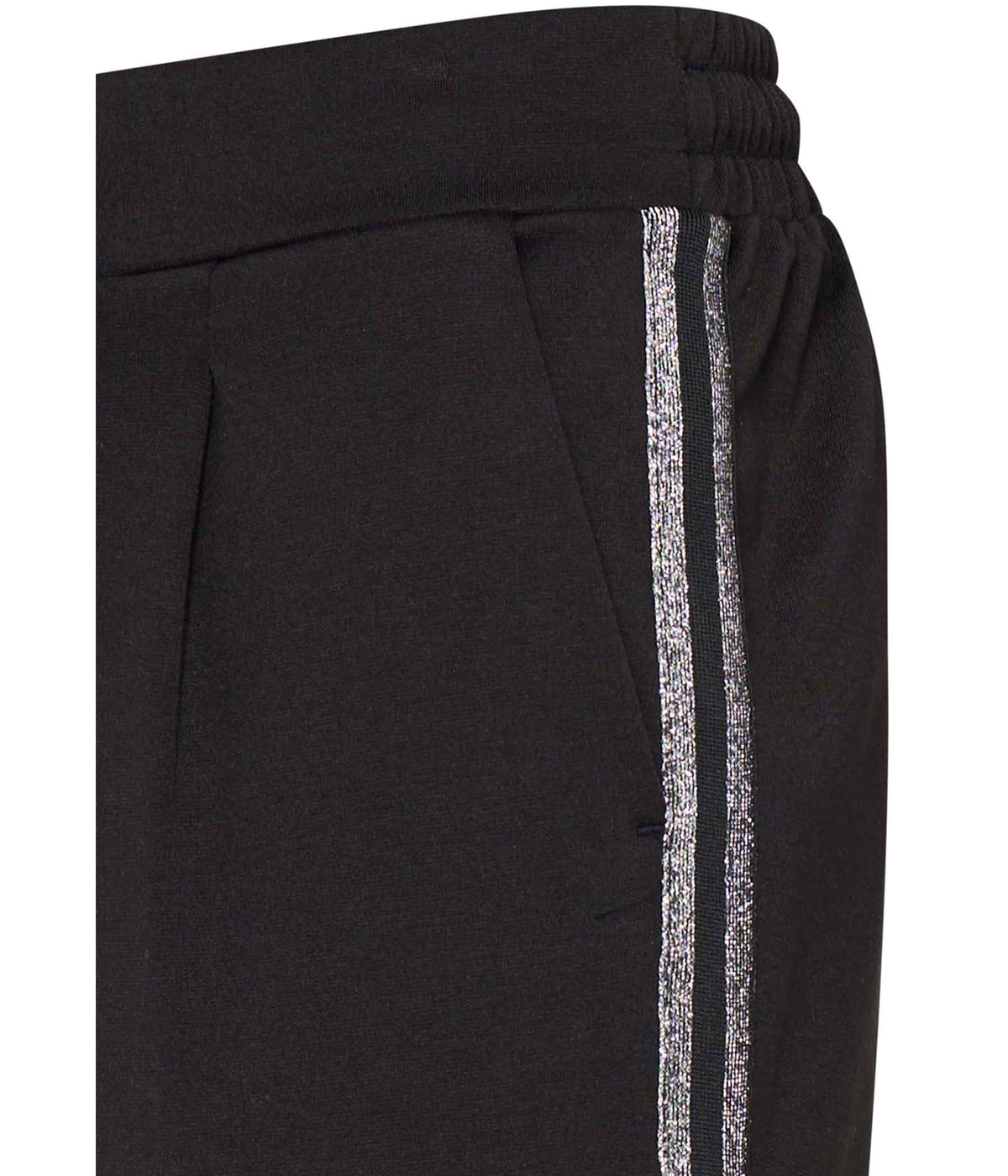 B.YOUNG RIZETTA 7/8 TROUSERS IN BLACK WITH SILVER STRIPE ON THE SIDE