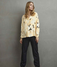 SORBET SBIRINA BLOUSE IN SAND YELLOW